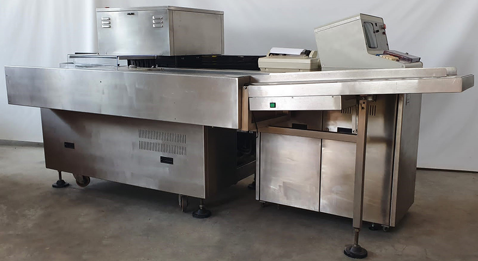 ISPEZIONATRICE DI FIALE - BREVETTI CEA ATM 18