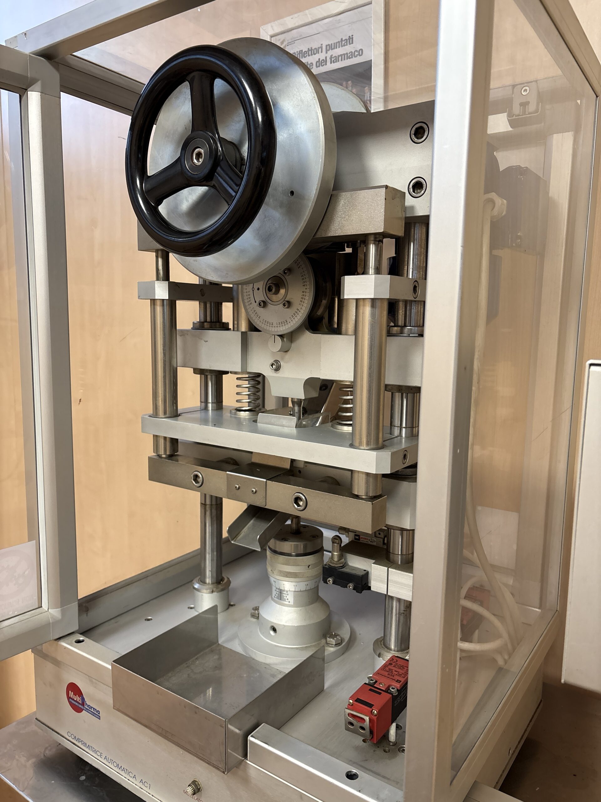 tablet-press-multipharma-ac2-used-2