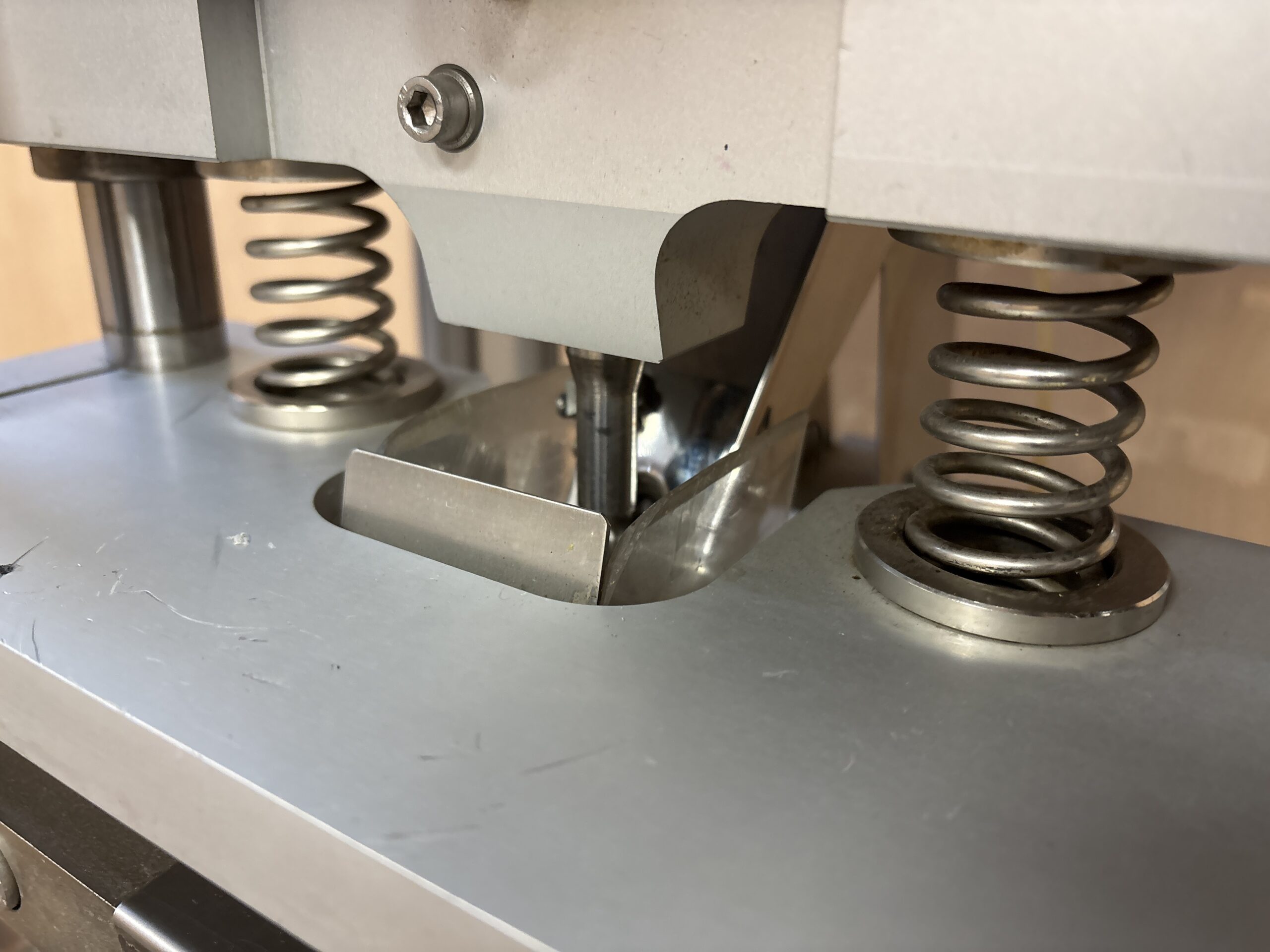 tablet-press-multipharma-ac2-used-4