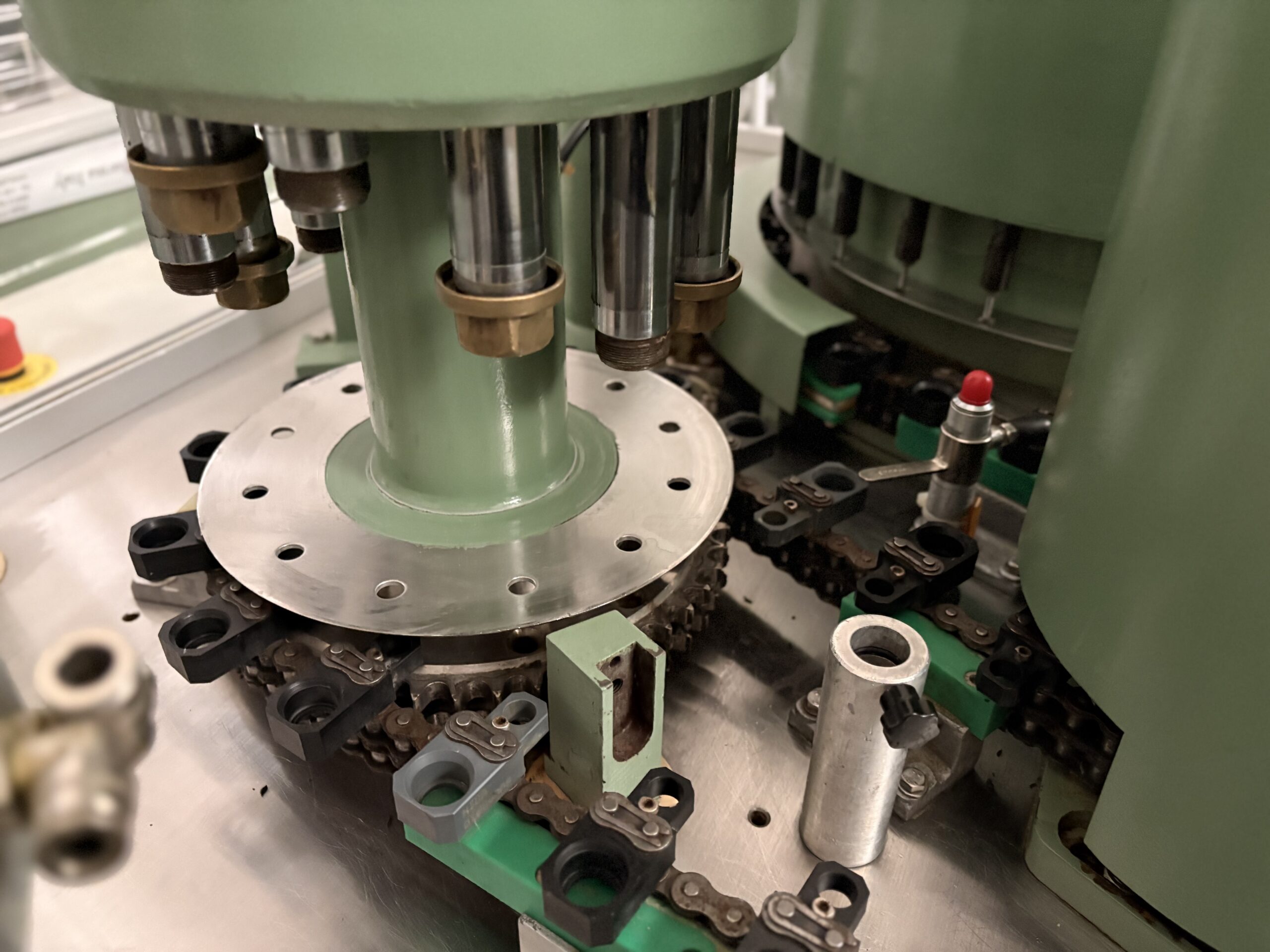 capsule-filling-machine-mg2-g36-used-4